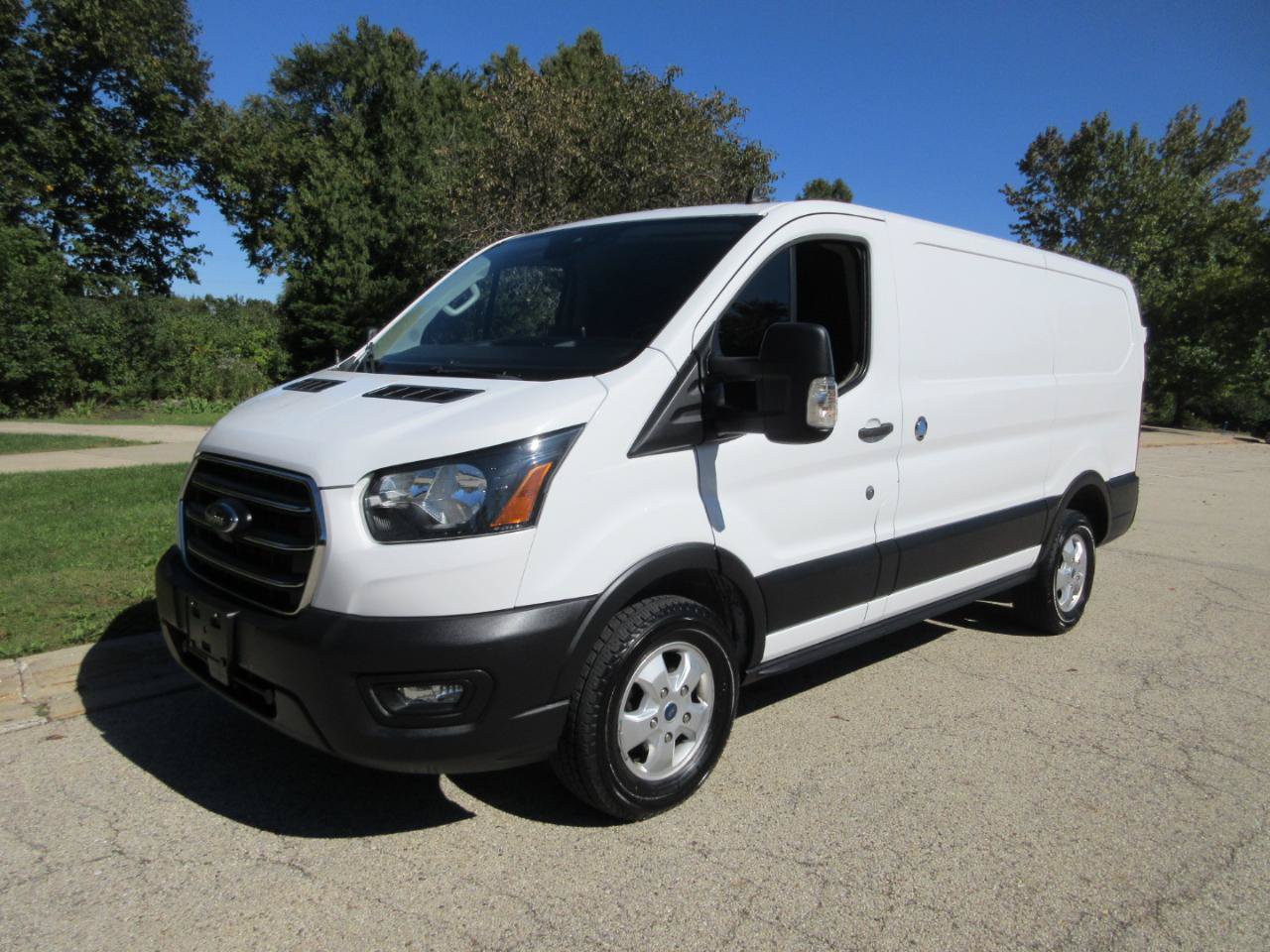 Used 2020 Ford Transit 250 Low Roof RWD image 25