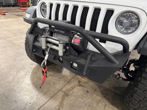 Used 2022 Jeep Wrangler Unlimited Sport image 56