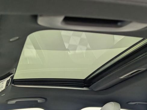 Used 2022 Mercedes-Benz C 300 Sedan image 13