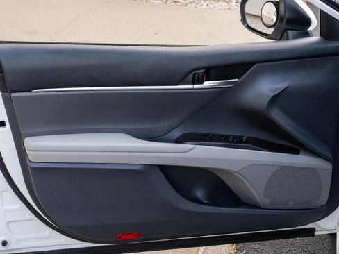 Used 2023 Toyota Camry LE FWD image 11