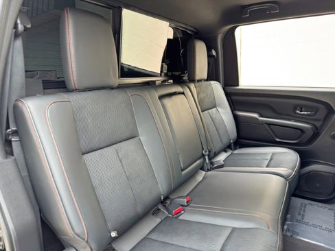 Used 2023 Nissan Titan PRO-4X AWD/4WD image 34