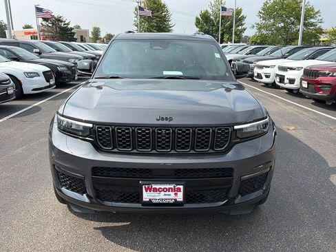 Certified 2024 Jeep Grand Cherokee L Summit AWD/4WD image 3