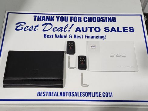 Used 2016 Volvo S60 T5 Premier w/ 19" Sport Package image 38