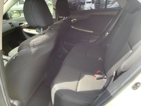 Used 2013 Toyota Corolla S FWD image 28