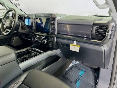 New 2026 Ford F350 Lariat w/ Black Appearance Package image 30