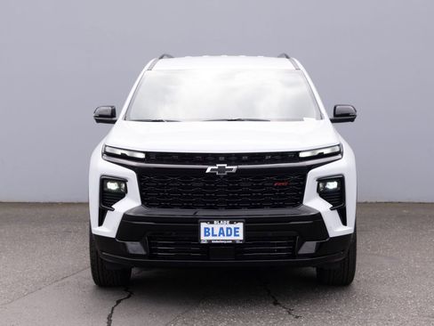 New 2026 Chevrolet Traverse RS w/ LPO, Floor Liner Package AWD/4WD image 21