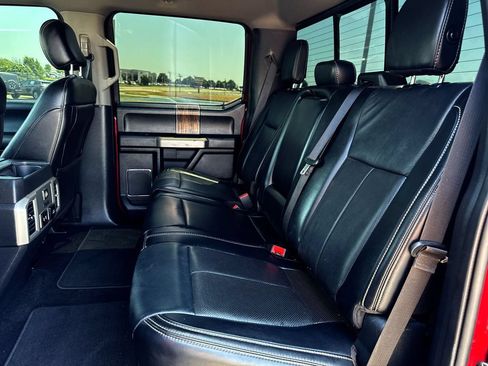 Used 2019 Ford F150 Lariat w/ Equipment Group 502A Luxury AWD/4WD image 22