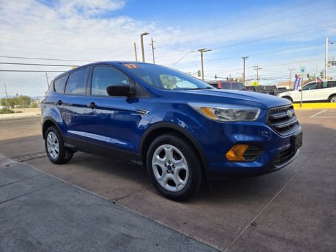 Used 2017 Ford Escape S image 4