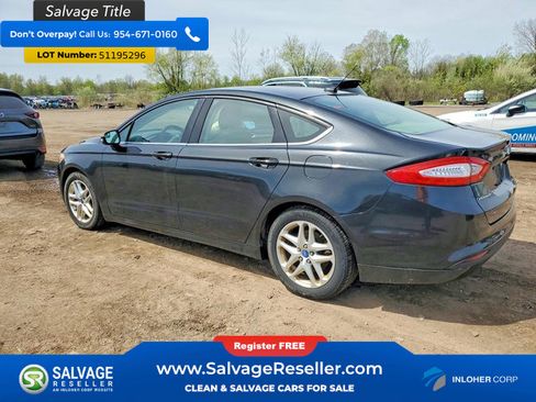 Used 2013 Ford Fusion SE FWD image 3
