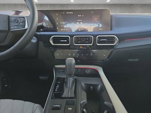 New 2026 Nissan Sentra SL image 3