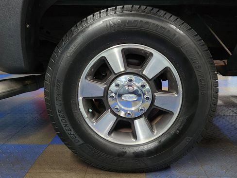 Used 2011 Ford F250 XLT w/ XLT Premium Pkg image 72