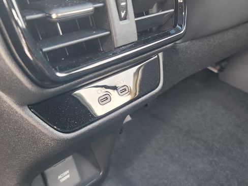 Certified 2026 Lexus RZ 450e AWD w/ Technology Package image 16