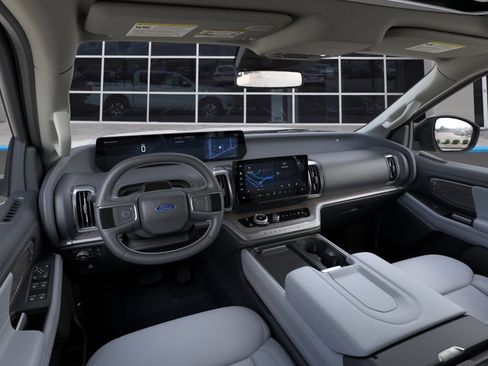 New 2026 Ford Expedition Platinum w/ Platinum Ultimate Package AWD/4WD image 9