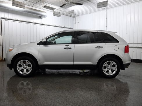 Used 2011 Ford Edge SEL w/ 202A Rapid Spec Order Code image 16