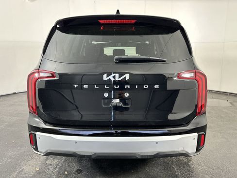Used 2024 Kia Telluride LX FWD image 10
