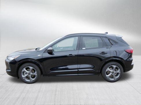 Used 2023 Ford Escape ST-Line w/ Tech Pack #1 image 4