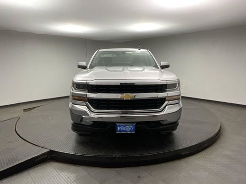 Certified 2018 Chevrolet Silverado 1500 LT AWD/4WD image 2