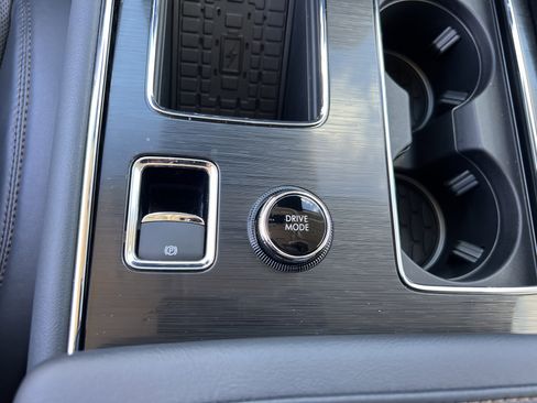 New 2025 Lincoln Aviator Reserve w/ Illumination Package image 23