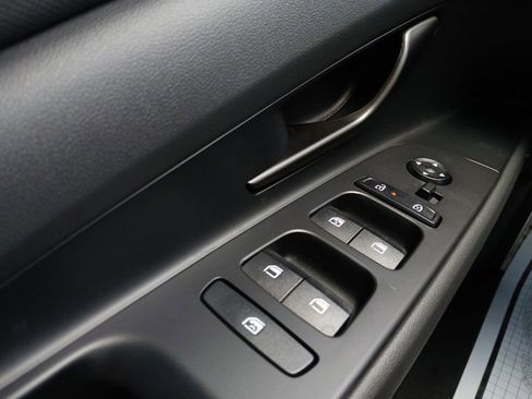 New 2026 Hyundai Elantra Sport FWD image 16