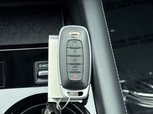 Used 2025 Nissan Murano SL AWD/4WD image 26