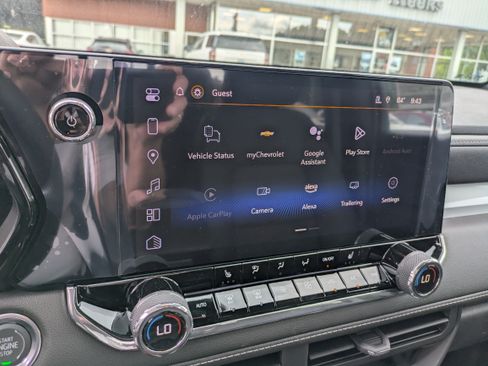 New 2025 Chevrolet Colorado LT w/ LT Convenience Package image 18