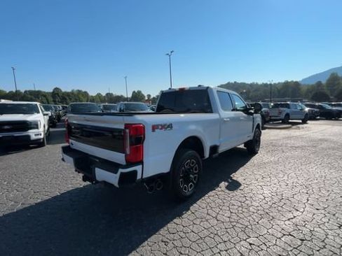 Used 2026 Ford F250 Platinum AWD/4WD image 8