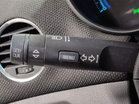 Used 2015 Chevrolet Cruze LT image 27