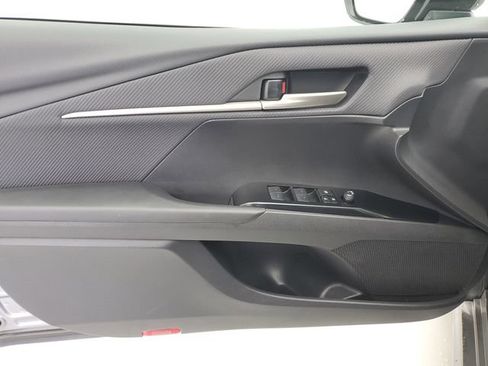 Used 2025 Toyota Camry SE w/ Convenience Package FWD image 19