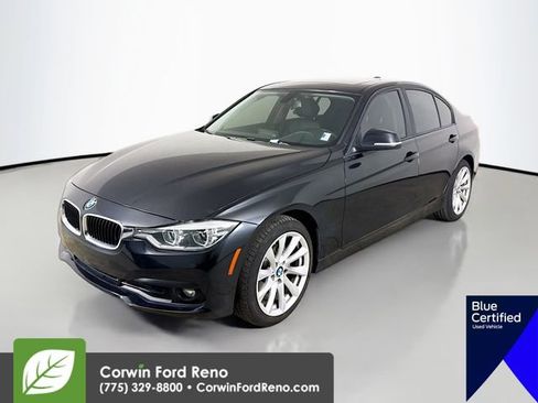 Used 2018 BMW 320i xDrive Sedan AWD/4WD image 4