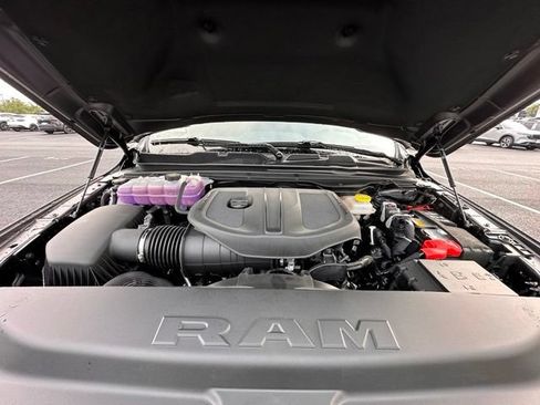 New 2026 RAM 1500 Express AWD/4WD image 14