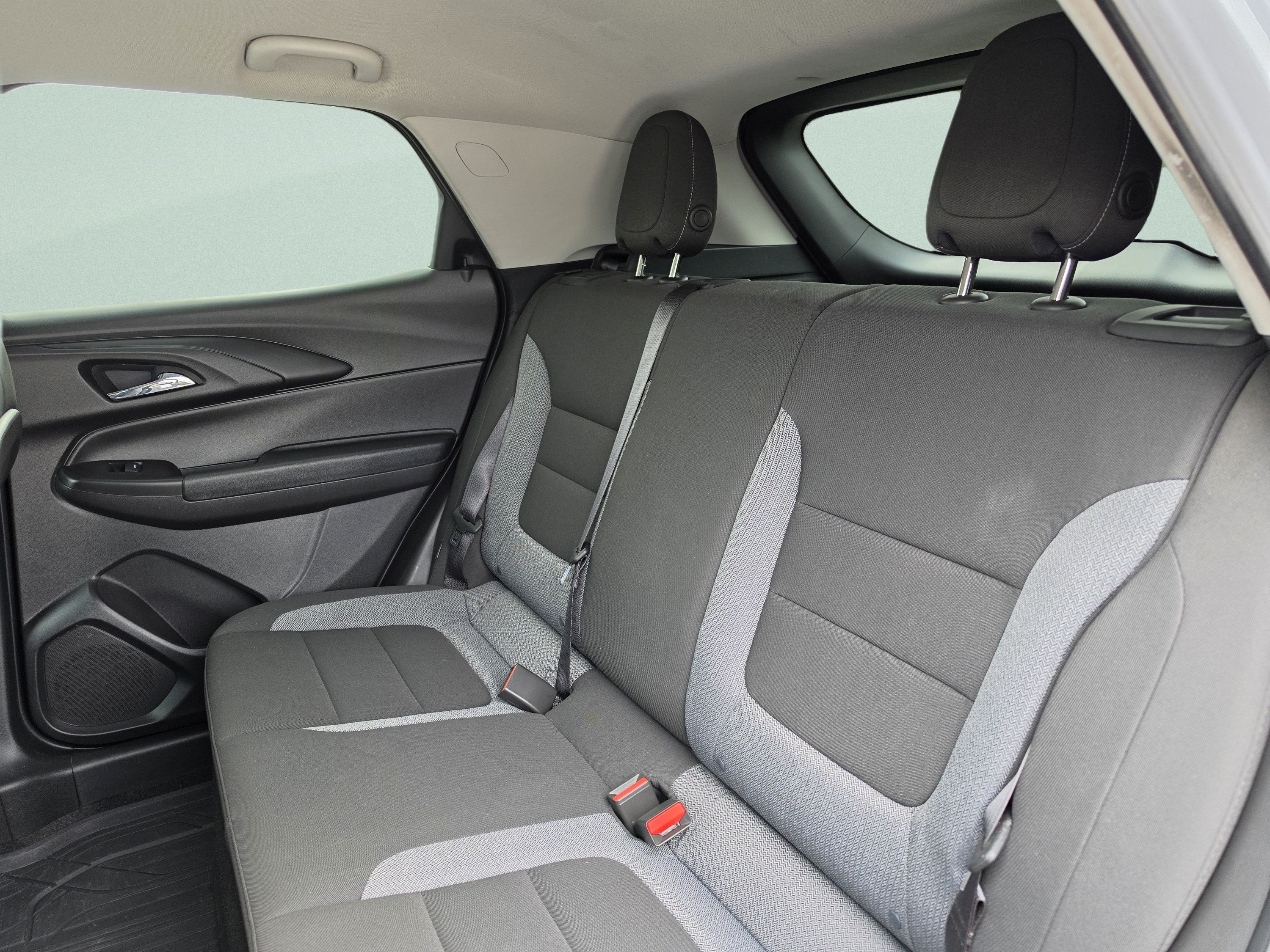 Used 2023 Chevrolet TrailBlazer LT FWD image 22