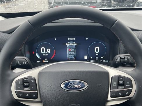 New 2026 Ford Explorer Active w/ Active Comfort Package image 25