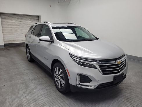 Used 2022 Chevrolet Equinox Premier FWD image 13