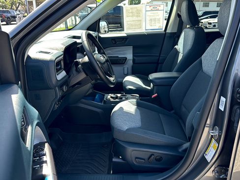 Used 2025 Ford Maverick XLT w/ XLT Luxury Package AWD/4WD image 15