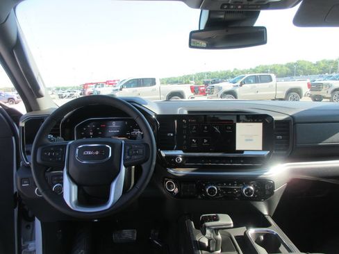 New 2026 GMC Sierra 1500 SLT w/ SLT Convenience Package AWD/4WD image 18