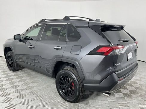 Used 2019 Toyota RAV4 Limited image 4