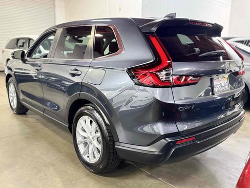 Used 2024 Honda CR-V EX-L image 4