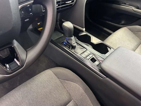 Used 2025 Toyota Camry LE FWD image 19