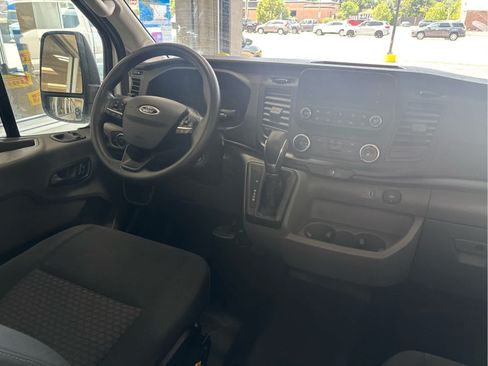 Used 2024 Ford Transit 250 148 Medium Roof RWD image 14
