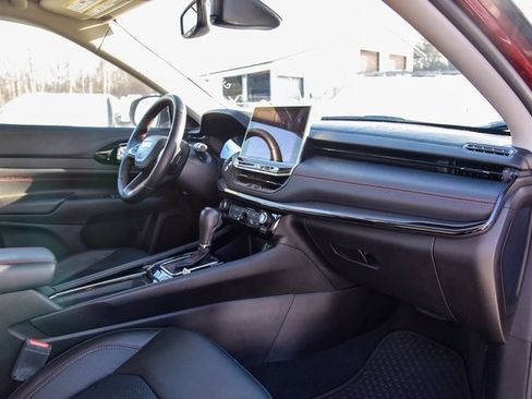 Used 2022 Jeep Compass Trailhawk w/ Trailhawk Convenience Group image 10