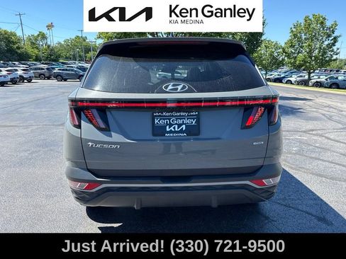 Used 2024 Hyundai Tucson SEL w/ Convenience Package AWD/4WD image 4
