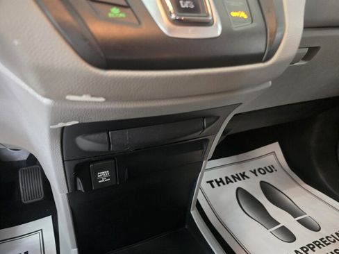 Used 2018 Honda Odyssey EX-L image 29