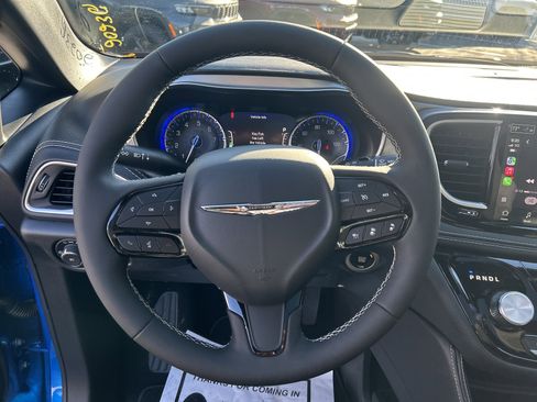 New 2026 Chrysler Pacifica Limited w/ S Appearance Package image 17