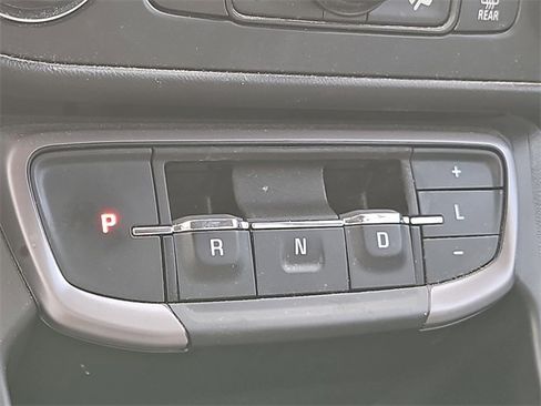 Used 2023 GMC Terrain AT4 image 20