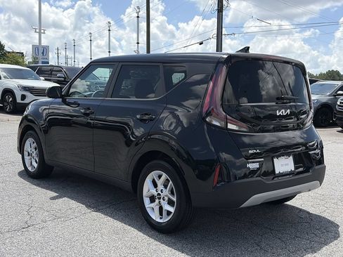 Used 2024 Kia Soul LX w/ Option Group 015 FWD image 22