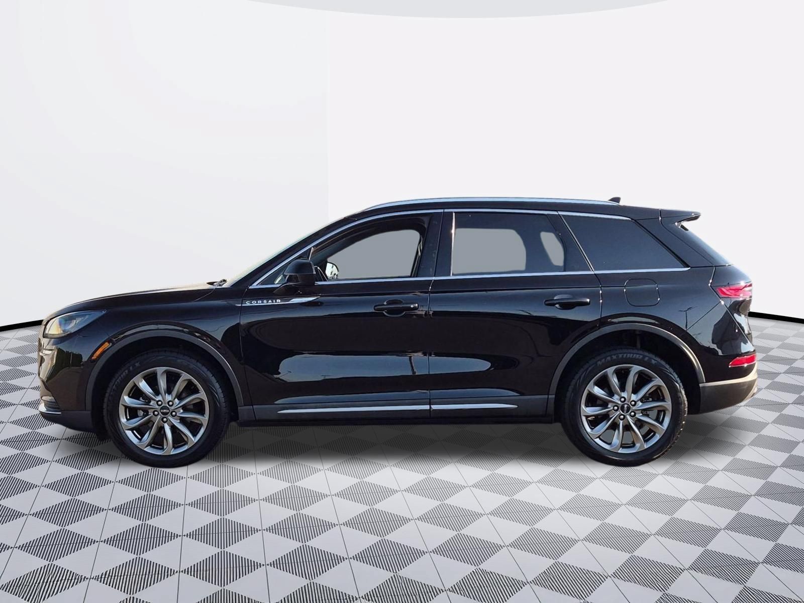 Used 2021 Lincoln Corsair AWD w/ Premium Package image 4