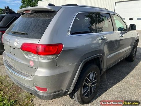 Used 2018 Jeep Grand Cherokee Limited AWD/4WD image 3