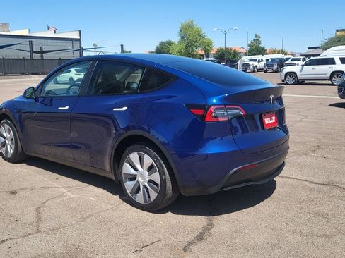 Used 2023 Tesla Model Y Long Range image 6