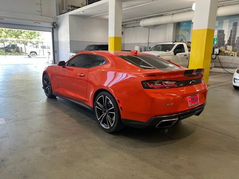 Used 2018 Chevrolet Camaro SS w/ Hot Wheels Edition RWD image 7