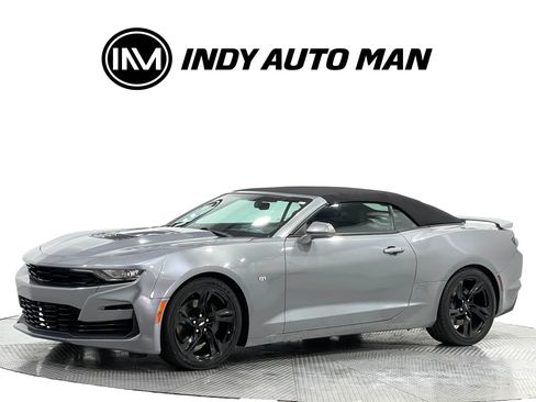 Used 2019 Chevrolet Camaro SS RWD image 8